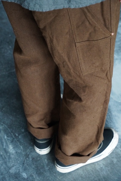 COMOLI “Hemp duck Painter pants” “Twisted heather Open collar